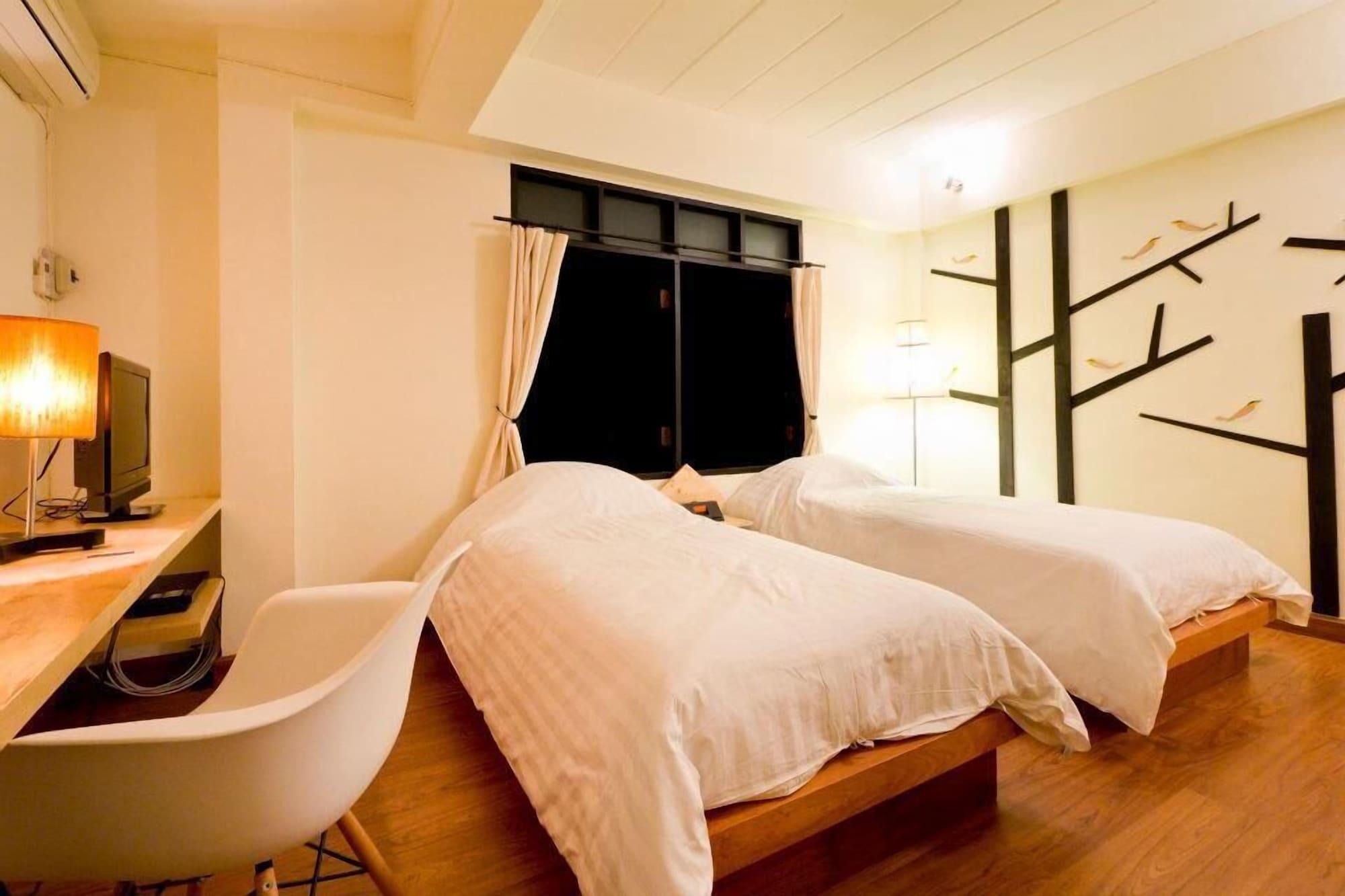 Early Bird Bed & Breakfast (Adults Only) Chiang Mai Exteriör bild