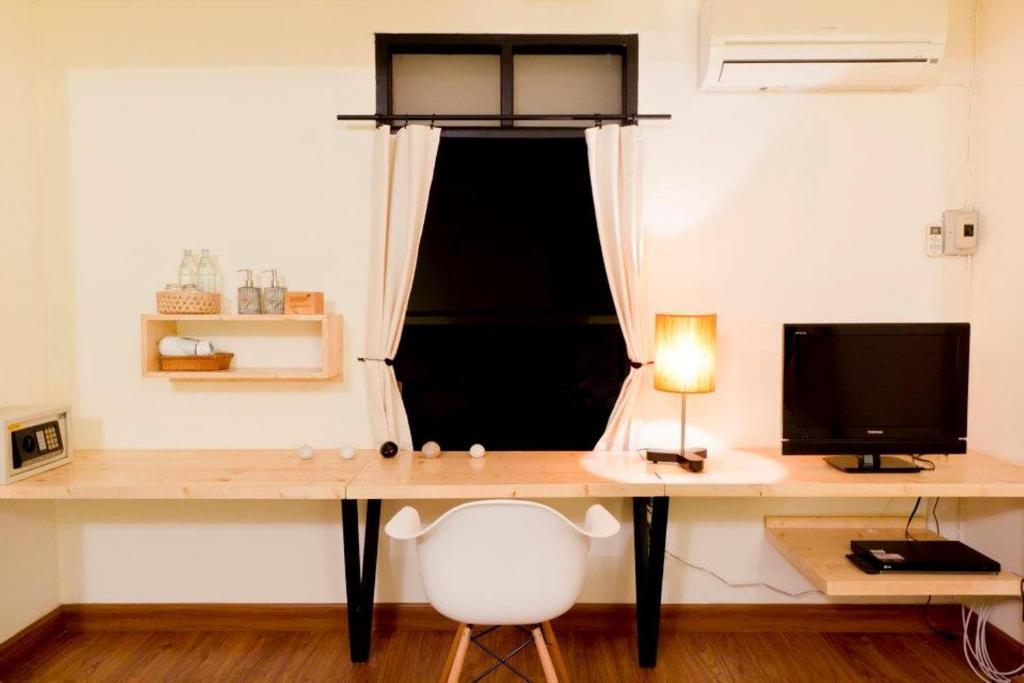 Early Bird Bed & Breakfast (Adults Only) Chiang Mai Rum bild