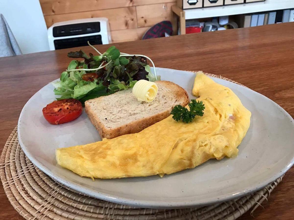 Early Bird Bed & Breakfast (Adults Only) Chiang Mai Exteriör bild