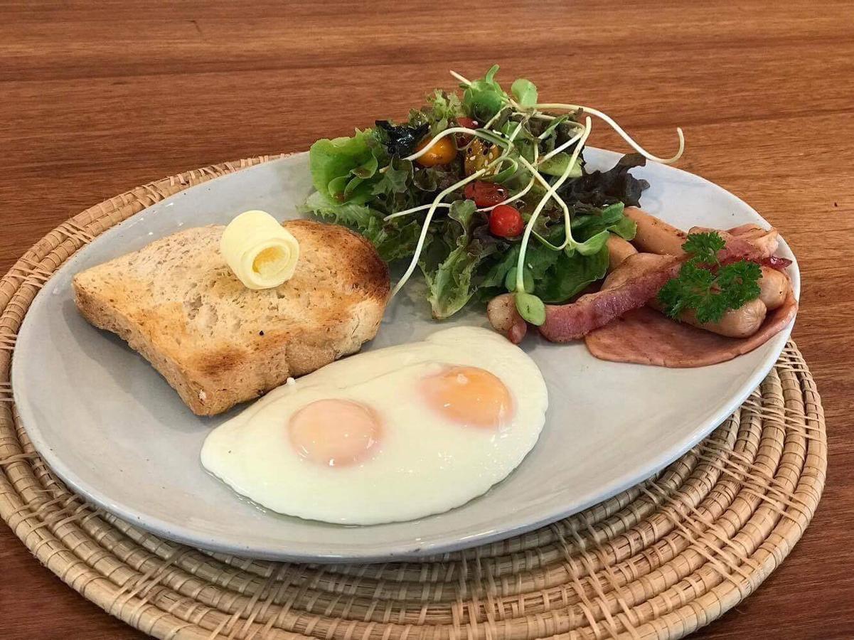 Early Bird Bed & Breakfast (Adults Only) Chiang Mai Exteriör bild